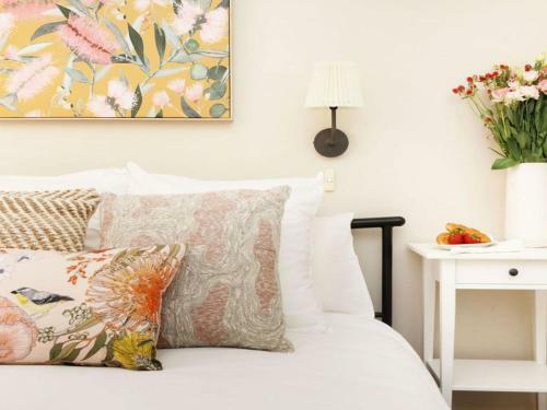 That Pink House! - Comfortable Home Away From Home