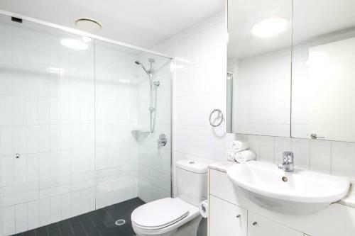 Amazing Brisbane Cbd 2 Bedroom Apartment With River Views