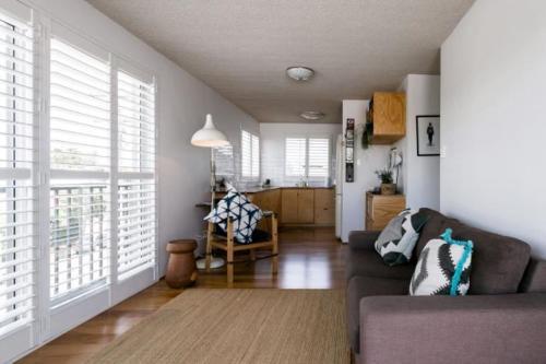 Apartamento Re-imagined Urban Flat With Skyline View Balcony