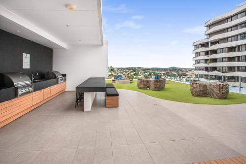 Apartamento Slick 2-bed Valley Pad With Balcony And Rooftop Pool