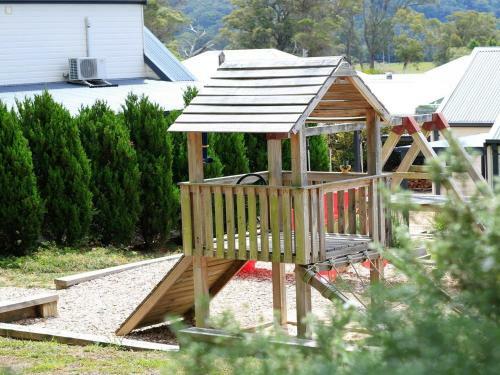 Duncraig House - Open Fireplace, Spa, Pet Friendly