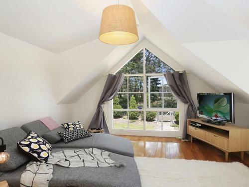 Duncraig House - Open Fireplace, Spa, Pet Friendly