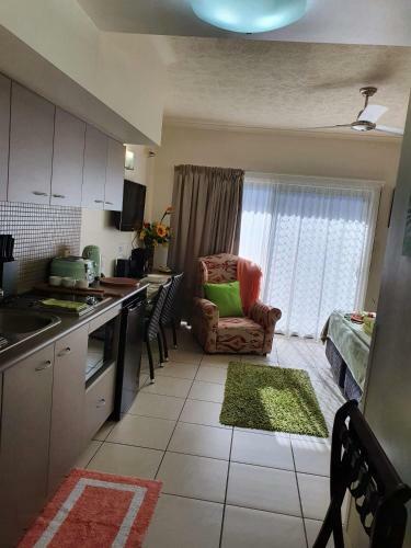 Jackies Studio Apartment