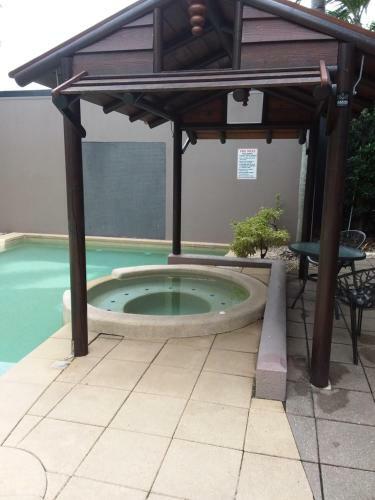 Jackies City Central Apartment