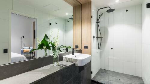 Oaks Cairns Hotel