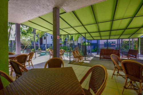 Centrally Located Apartment 1019