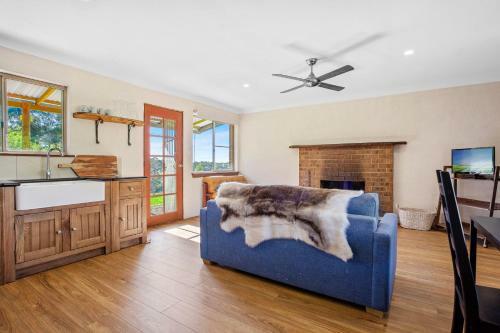 Braeside Cabin One - Pinkwood