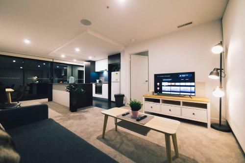"mid Night" Apartment Canberra City Onsite Parking