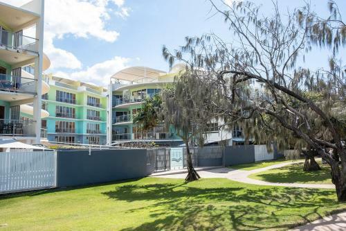 Apartamento Top Floor Kings Beach Views With Private Rooftop Terrace With Spa Bath