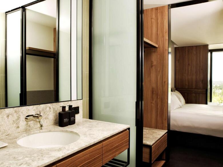 Aparthotel A By Adina Canberra