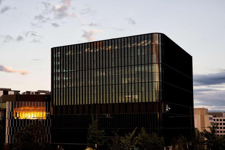 Aparthotel A By Adina Canberra