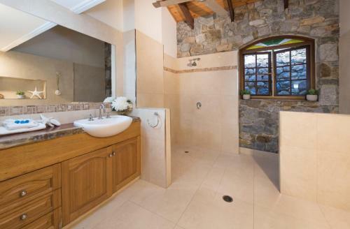 Stonehouse Haven On Airlie