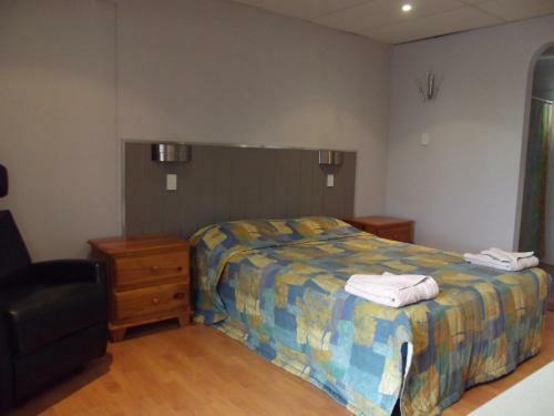 Leo Hotel Motel