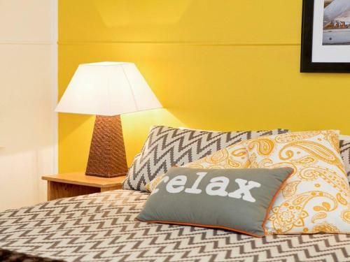 Ocean Blue Apartment One - Oceanfront Apartment