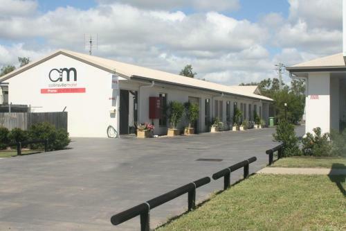 Hotel Collinsville Motel