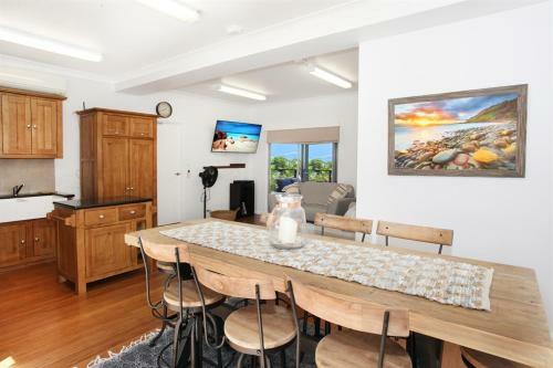 8 Cabbi Court, Coolum Beach