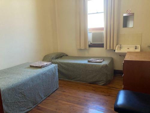 Motel Royal Hotel Condobolin