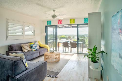 Coolum Beach 3 Level Townhouse Private Rooftop Terrace Spa Overlooking Mount Coolum
