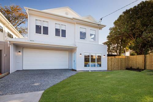 11 Ann Street, Coolum Beach
