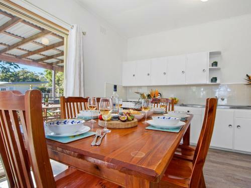 Beach Escape @ Currarong - Basic Family Accommodation