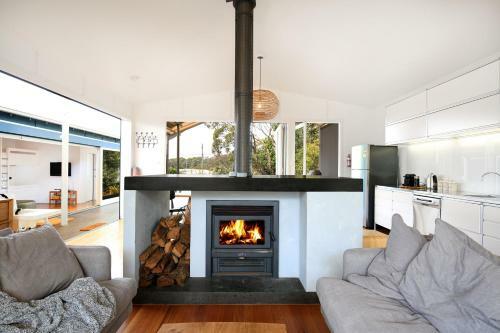 Ayana Beach House - Pet Friendly - Opposite Beach