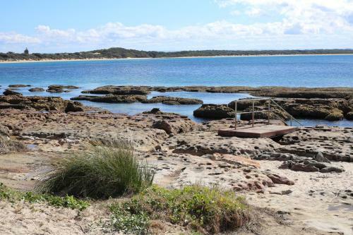 Ayana Beach House - Pet Friendly - Opposite Beach