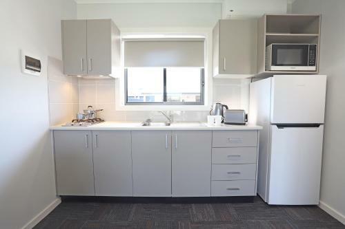 Eastend Studio Apartments