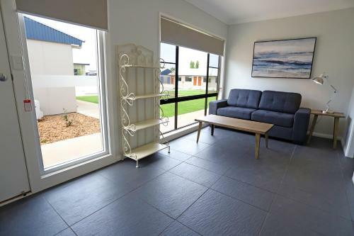 Eastend Studio Apartments