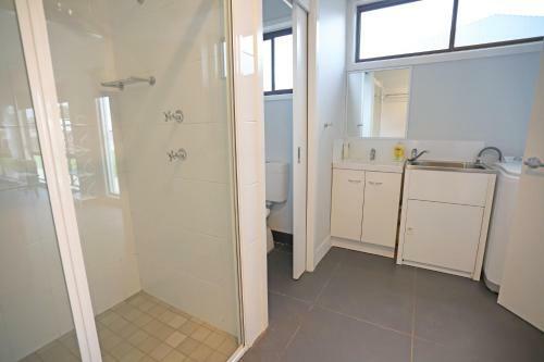 Eastend Studio Apartments