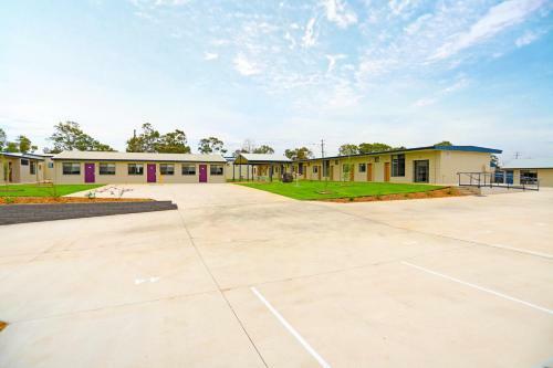 Eastend Studio Apartments