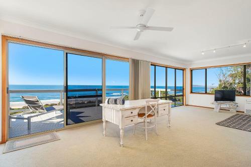 Seascape @ 19 Pindari - Privacy, Space, Views