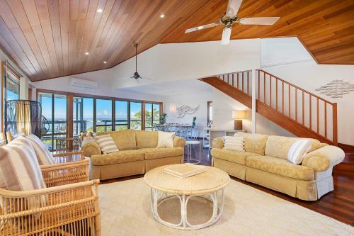 Seascape @ 19 Pindari - Privacy, Space, Views