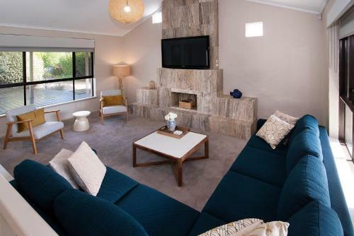 Gifford House