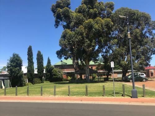 Donnybrook Hotel Wa