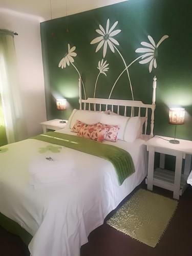 Tirzah's B&B And Self Catering