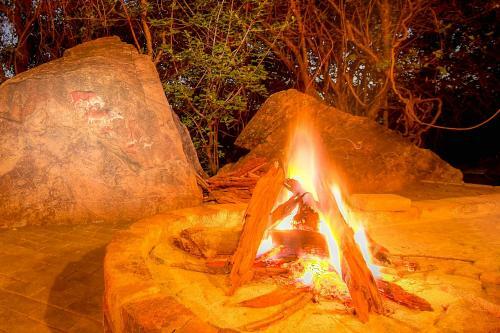 Bed & Breakfast Ehlathini Lodge