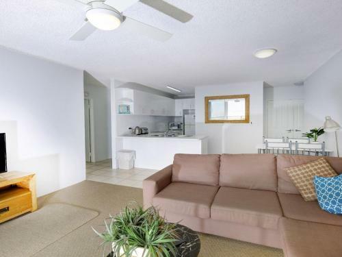 Apartamento Ebbtide 2 - On Main Beach!