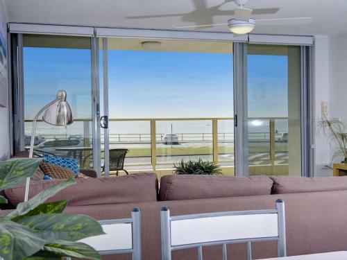 Apartamento Ebbtide 2 - On Main Beach!
