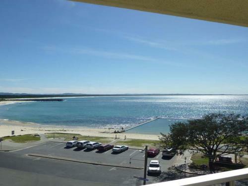 Apartamento Beachpoint 403 - On The Beach!