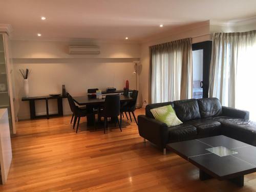 Fremantle Harbourside Luxury Apartments