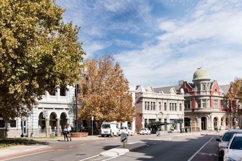 Fremantle Harbourside Luxury Apartments