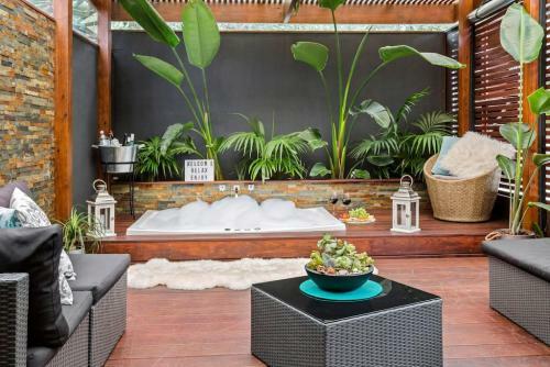 Villa Amore A Tranquil Retreat With Couples Spa