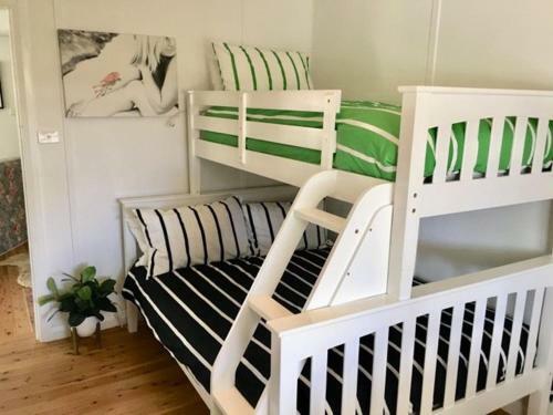 The Nirvana Cottage Werri Beach Gerringong 4pm Check Out Sunday