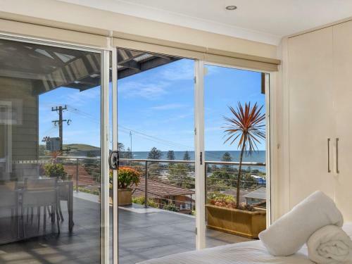 Rendezvous Gerringong 4pm Check Out Sundays