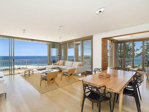 Orion Unit 7 - Luxury Apartment Overlooking Snapper Rocks