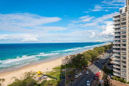 3 Bedroom Apartment - Panoramic Ocean Views