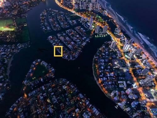 4.5 Million Dollar Dream Mansion In Surfers Paradise