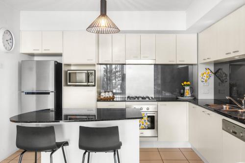 Apartamento Chic Water-view Unit With Spa Bath 500m From Beach