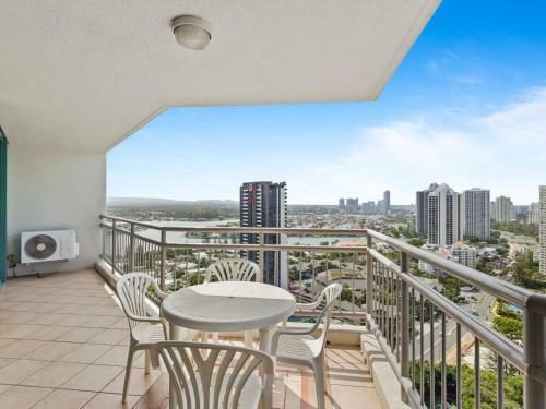 Crown Tower Stunning 2 Bedroom Apartment