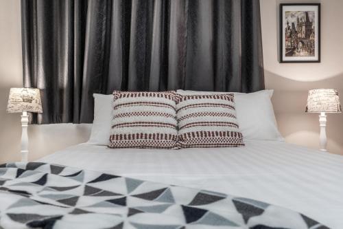 Lovely Apartment With Bbq Deck And Yard Near Beach